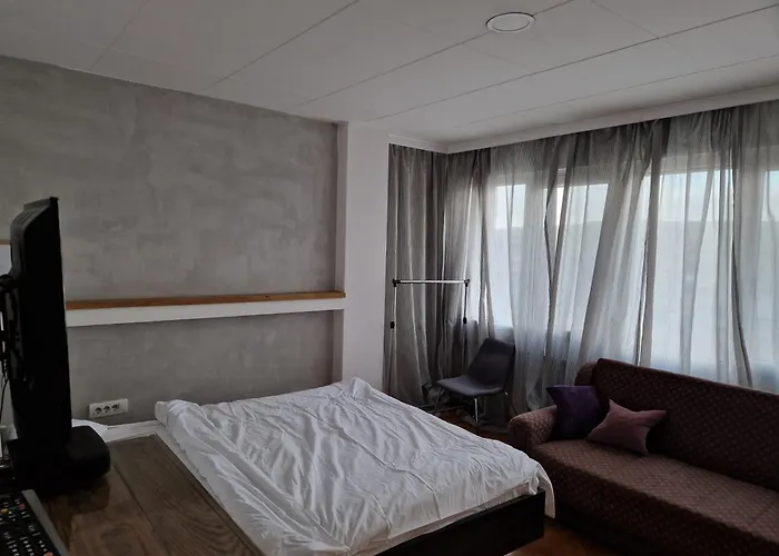 Blue New Yorker * Ni